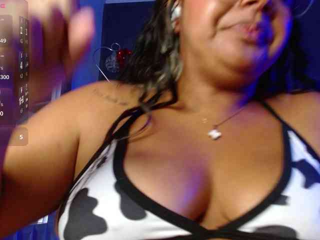 AmarantaRousse webcam