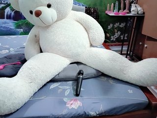 Nary-tran Porn Show