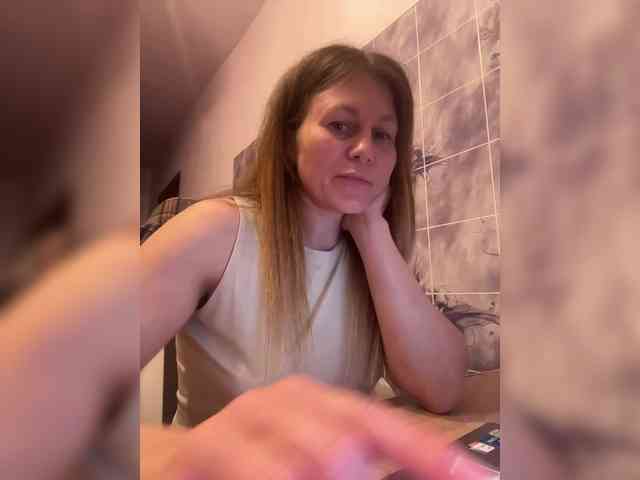 Marya_Hi webcam