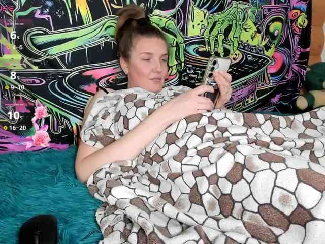 Ilona_300_metrov_ot_vas webcam