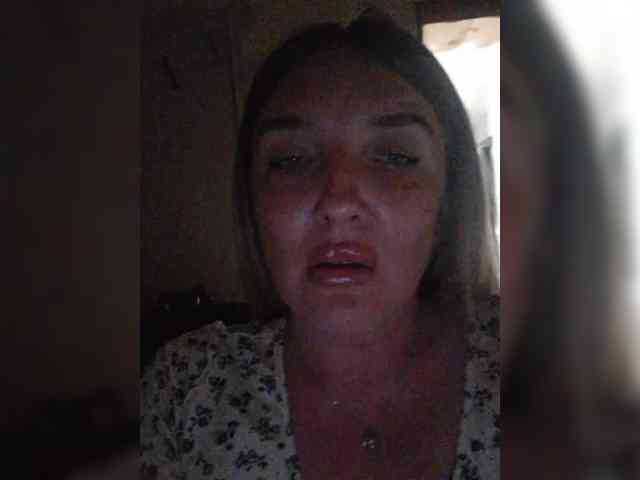 Ilona_300_metrov_ot_vas webcam