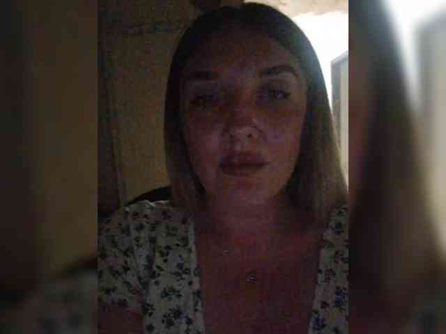 Ilona_300_metrov_ot_vas webcam