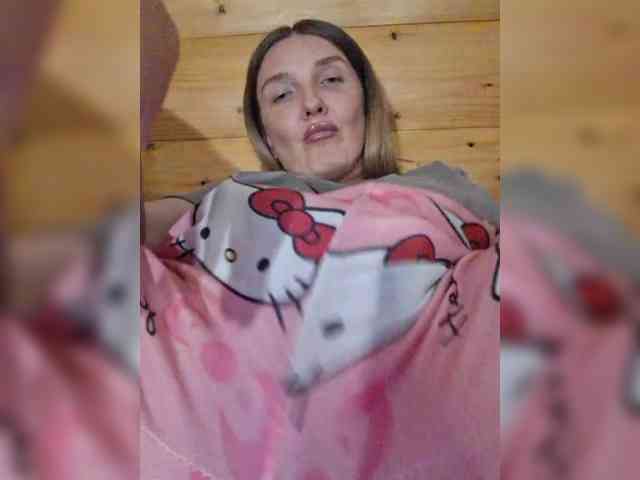 Ilona_300_metrov_ot_vas webcam