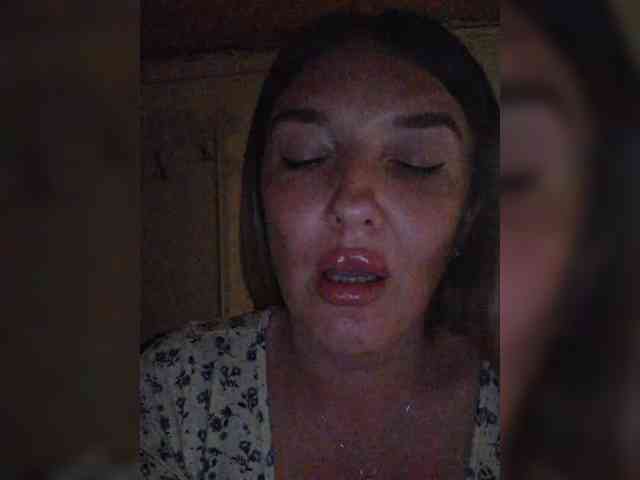 Ilona_300_metrov_ot_vas webcam