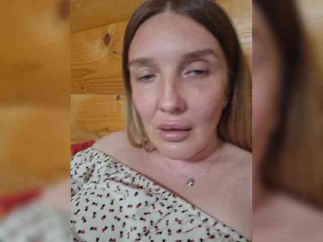 Ilona_300_metrov_ot_vas webcam
