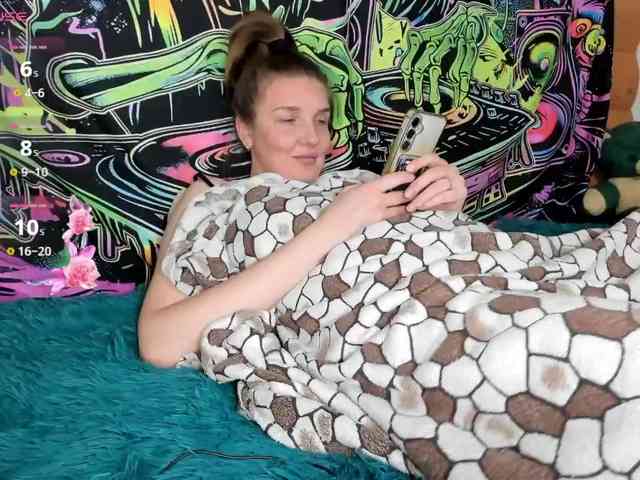 Ilona_300_metrov_ot_vas webcam