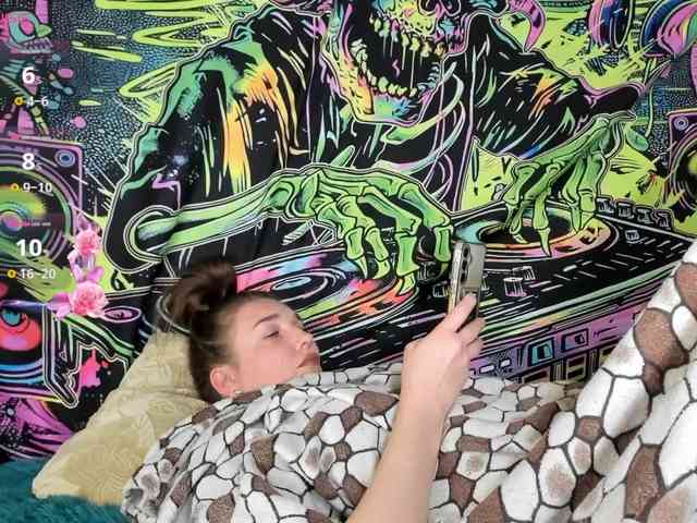 Ilona_300_metrov_ot_vas webcam