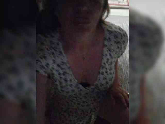 Ilona_300_metrov_ot_vas webcam
