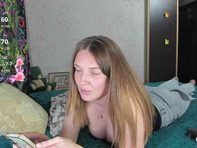 Ilona_300_metrov_ot_vas webcam