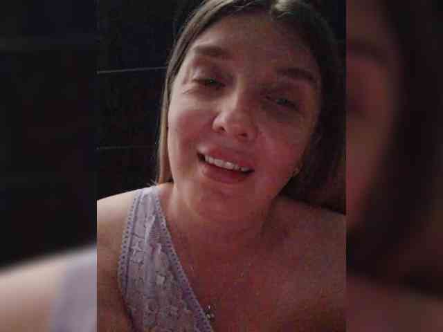 Ilona_300_metrov_ot_vas webcam