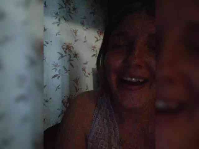 Ilona_300_metrov_ot_vas webcam