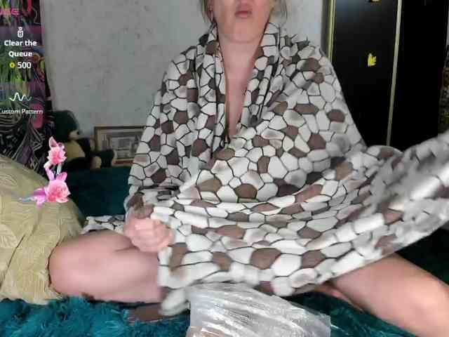 Ilona_300_metrov_ot_vas webcam