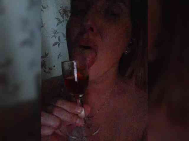 Ilona_300_metrov_ot_vas webcam