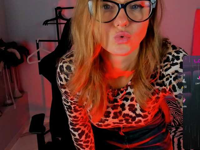  FreyaAkerson chat room