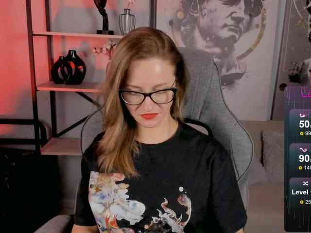 FreyaFindomFitGoddess webcam