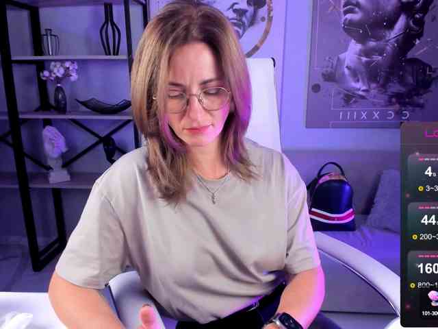 FreyaFindomFitGoddess webcam