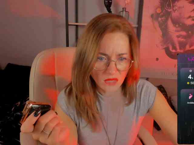 FreyaFindomFitGoddess webcam
