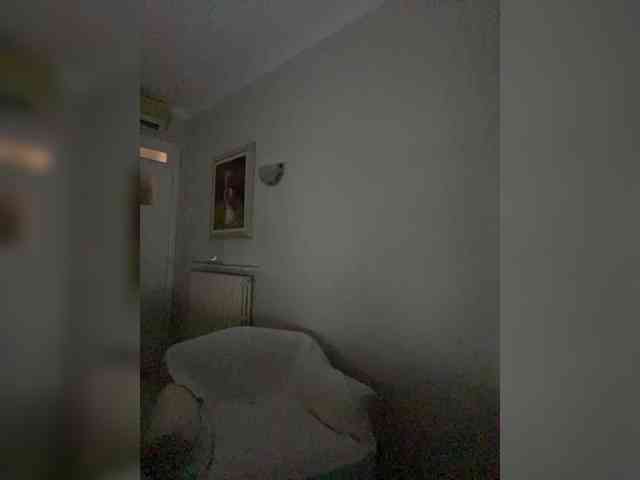 MissKarolin webcam