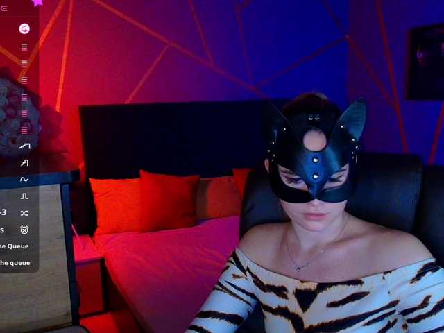 SofiaShy's BongaCams show and profile