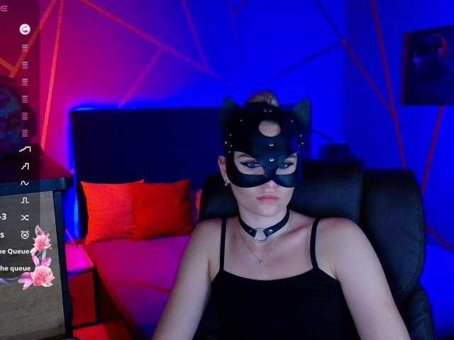  SofiaShy chat room