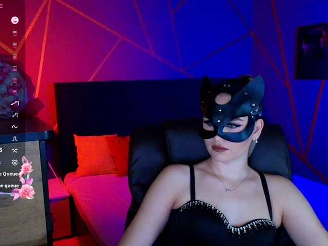  SofiaShy chat room