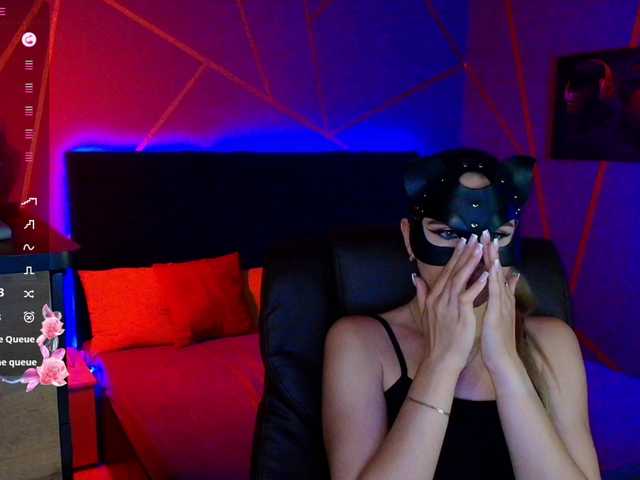  SofiaShy chat room