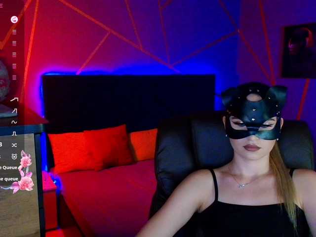  SofiaShy chat room