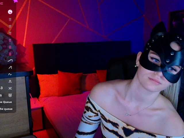 SofiaShy's BongaCams show and profile