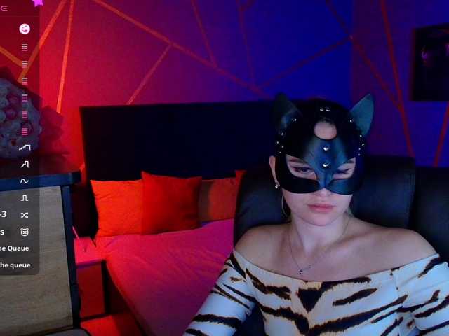 SofiaShy's BongaCams show and profile