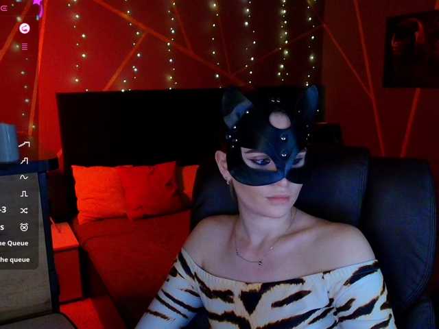 SofiaShy's BongaCams show and profile