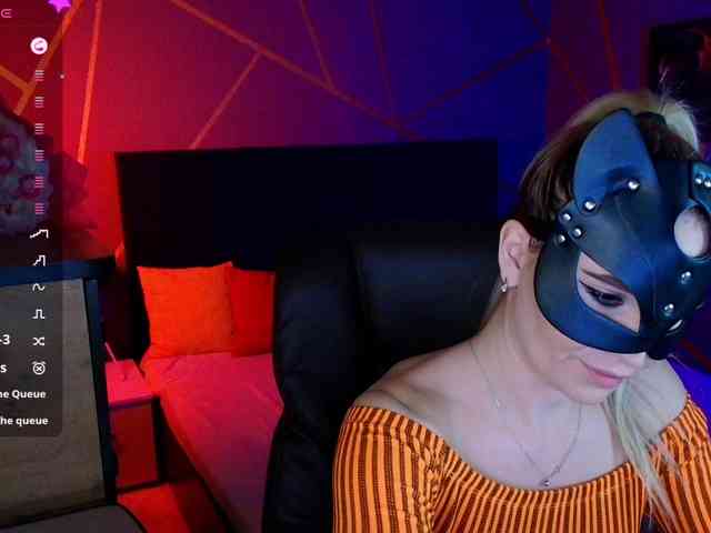 online nude webcam SofiaShy