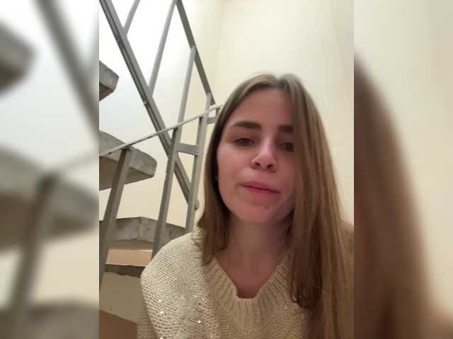 go to chat with LolaSexxx