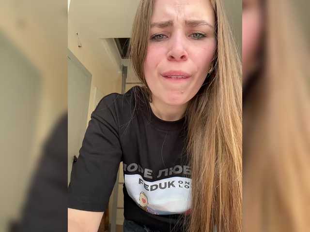 go to chat with LolaSexxx