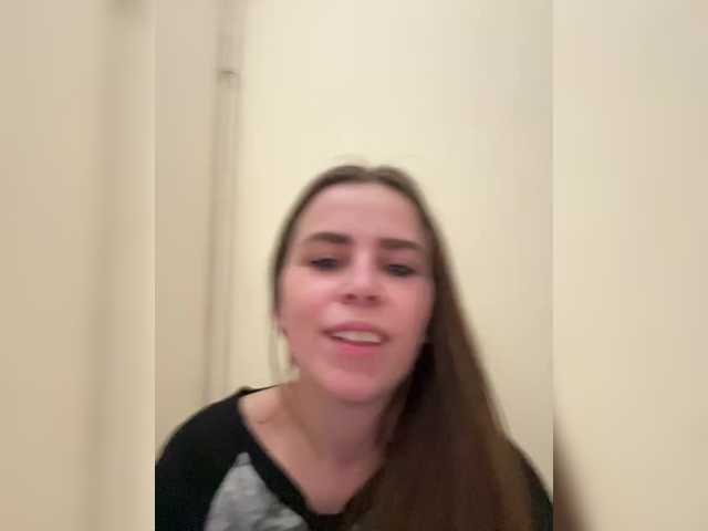 go to chat with LolaSexxx