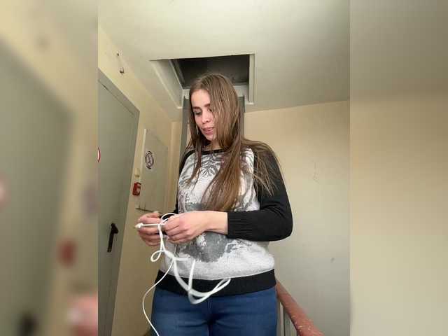 go to chat with LolaSexxx