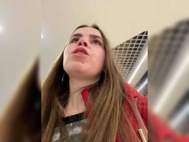 go to chat with LolaSexxx