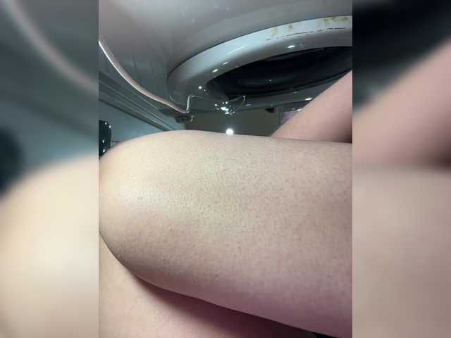 go to chat with LolaSexxx