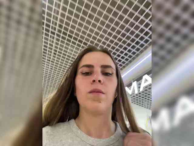LolaSexxx webcam
