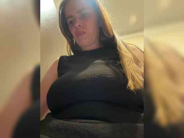 LolaSexxx webcam