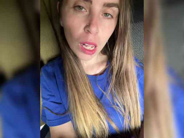 LolaSexxx webcam