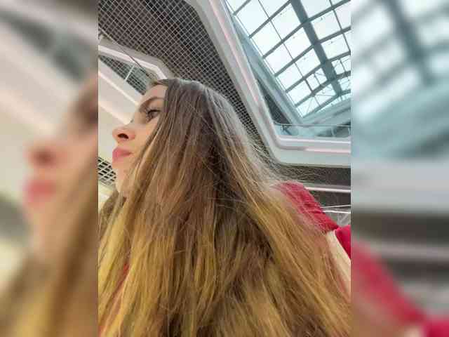 LolaSexxx webcam