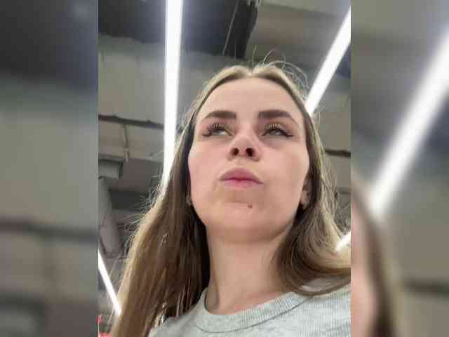 LolaSexxx webcam