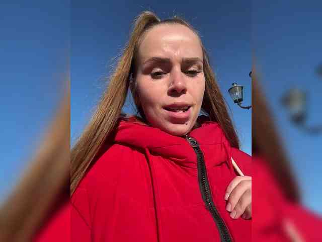 LolaSexxx webcam