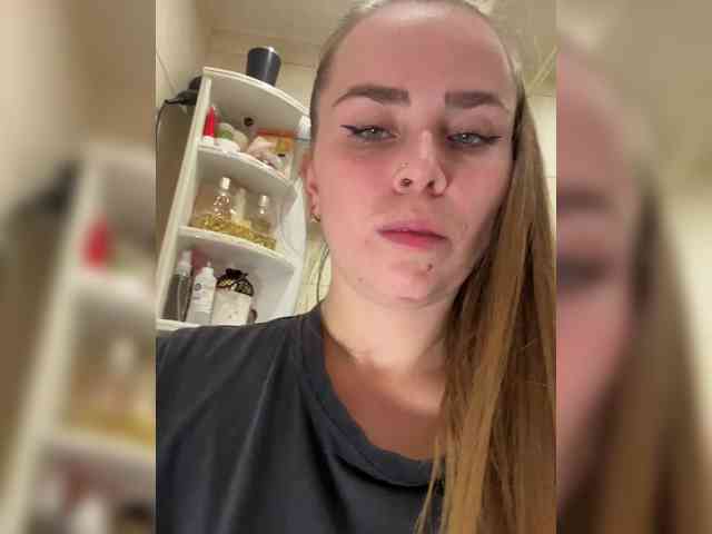 LolaSexxx webcam