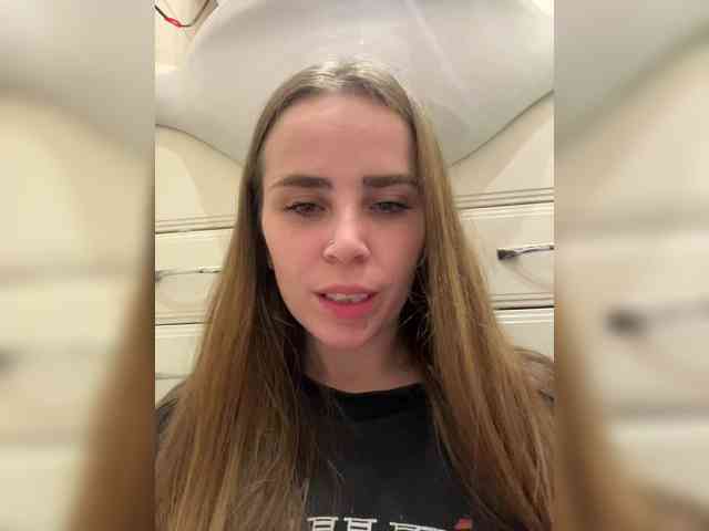 LolaSexxx webcam
