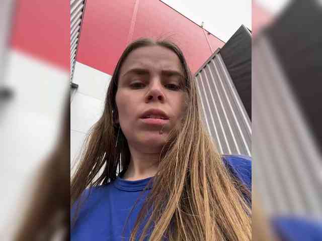 LolaSexxx webcam