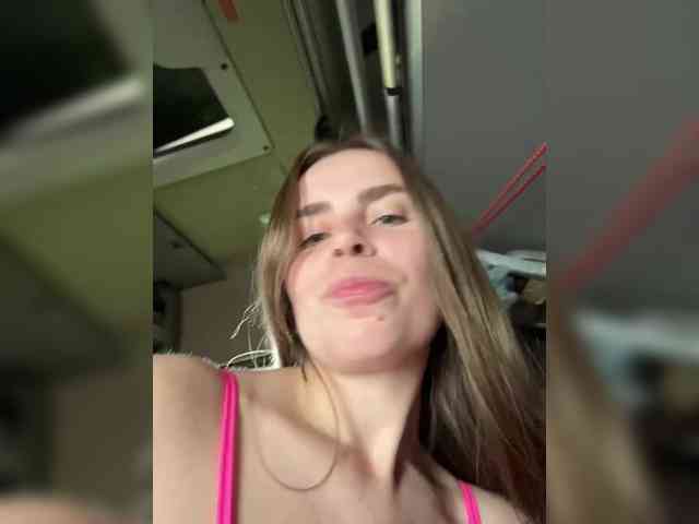 LolaSexxx webcam