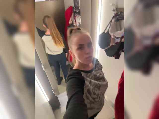LolaSexxx webcam