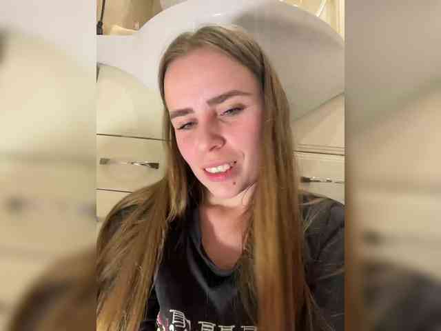 LolaSexxx webcam
