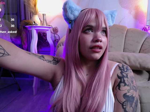 Annybutty's BongaCams show and profile